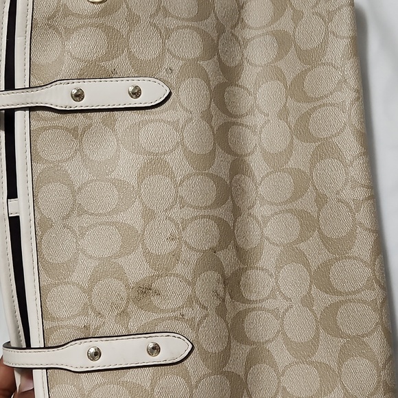 Used Coach Bag - Picture 3 of 6